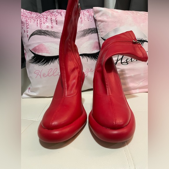 TARROW-RED STILETTO BOOTIE - Picture 2 of 6